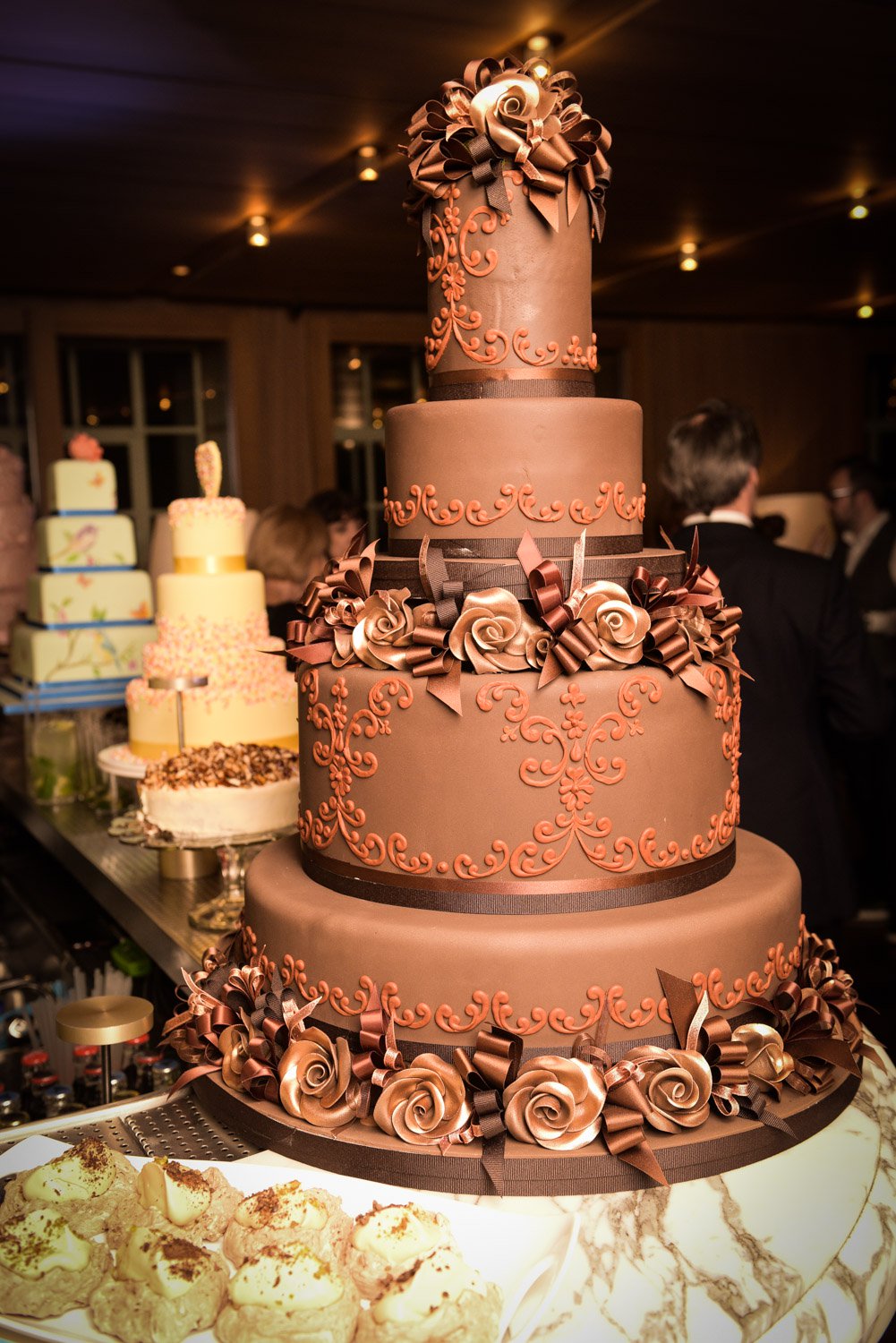 Unique Extravagant Wedding Cakes Ideas