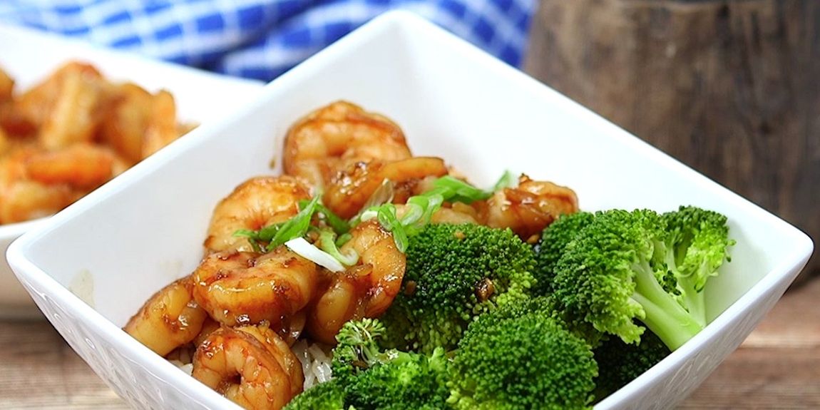 20 Minute Honey Garlic Shrimp Makes Dinnertime a Breeze