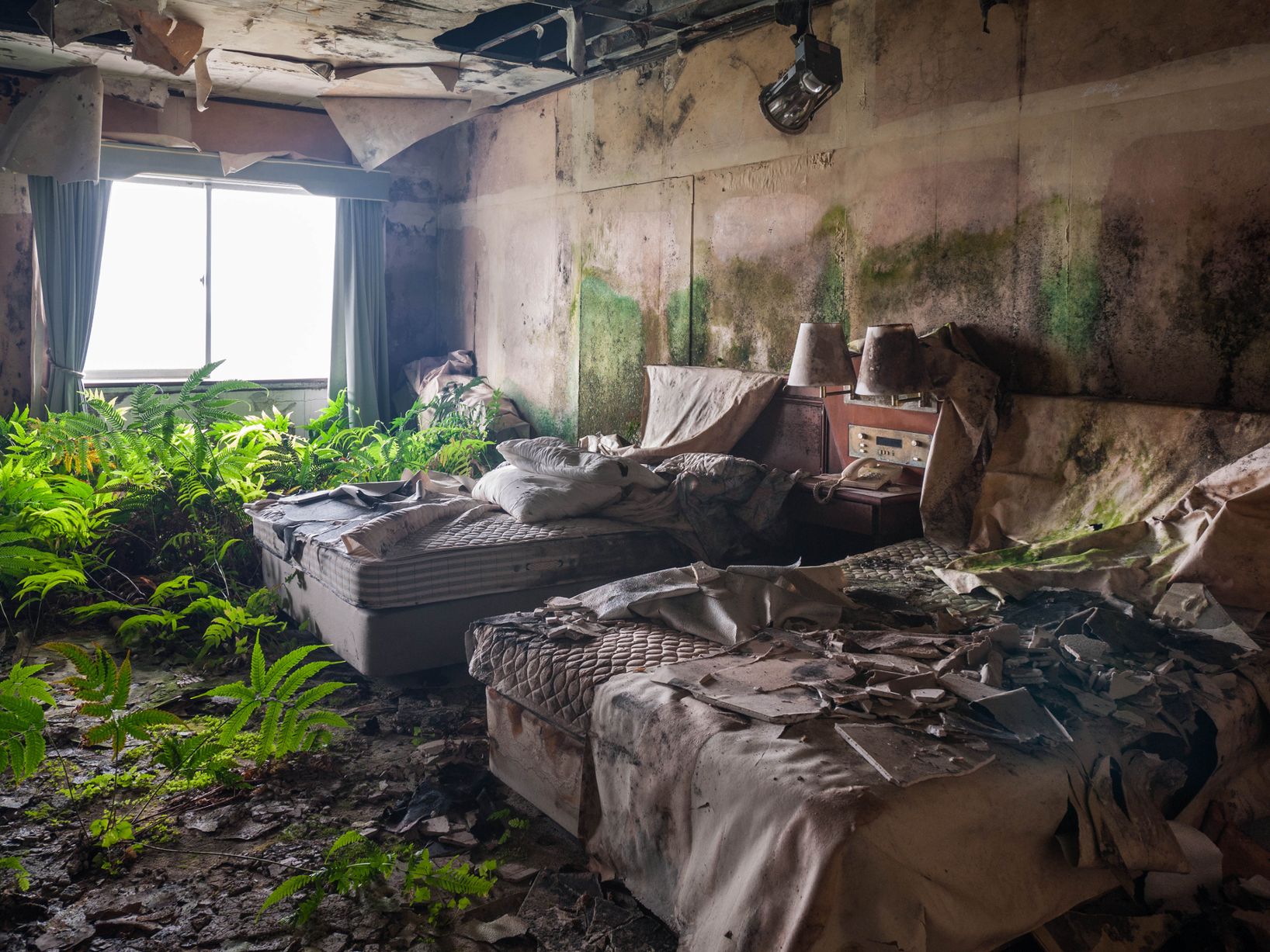 The Story Behind Haunting Abandoned Luxury Hotel In Japan