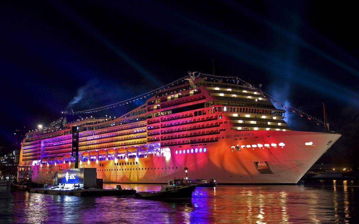 6-month cruise around the world cost