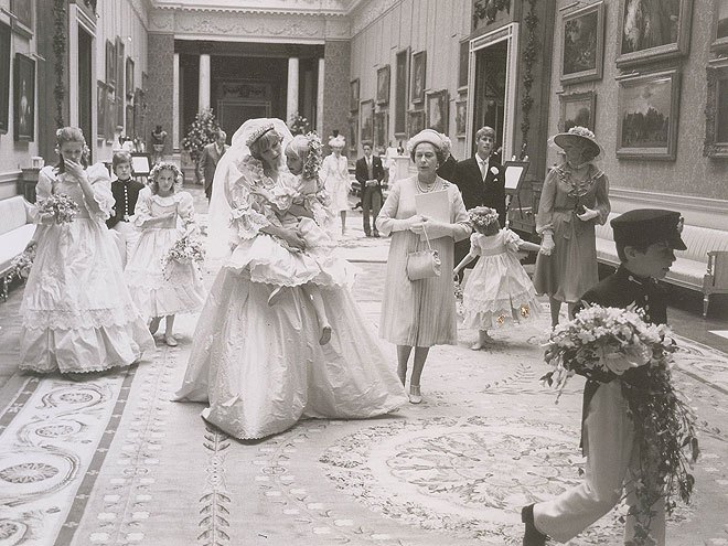 11 Never-Before-Seen Photos of Princess Diana and Prince Charles' Wedding