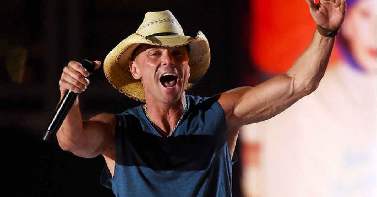 Kenny Chesney Rescues Stranded Teens After Hurricane Irma