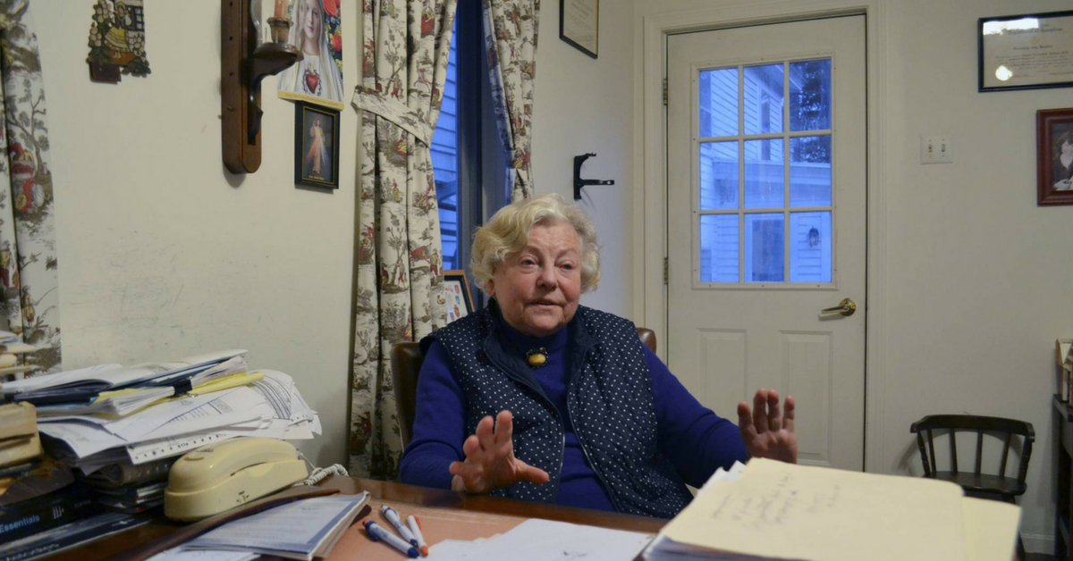 84 Year Old Doctor Loses Her License Because She Doesnt Know How To