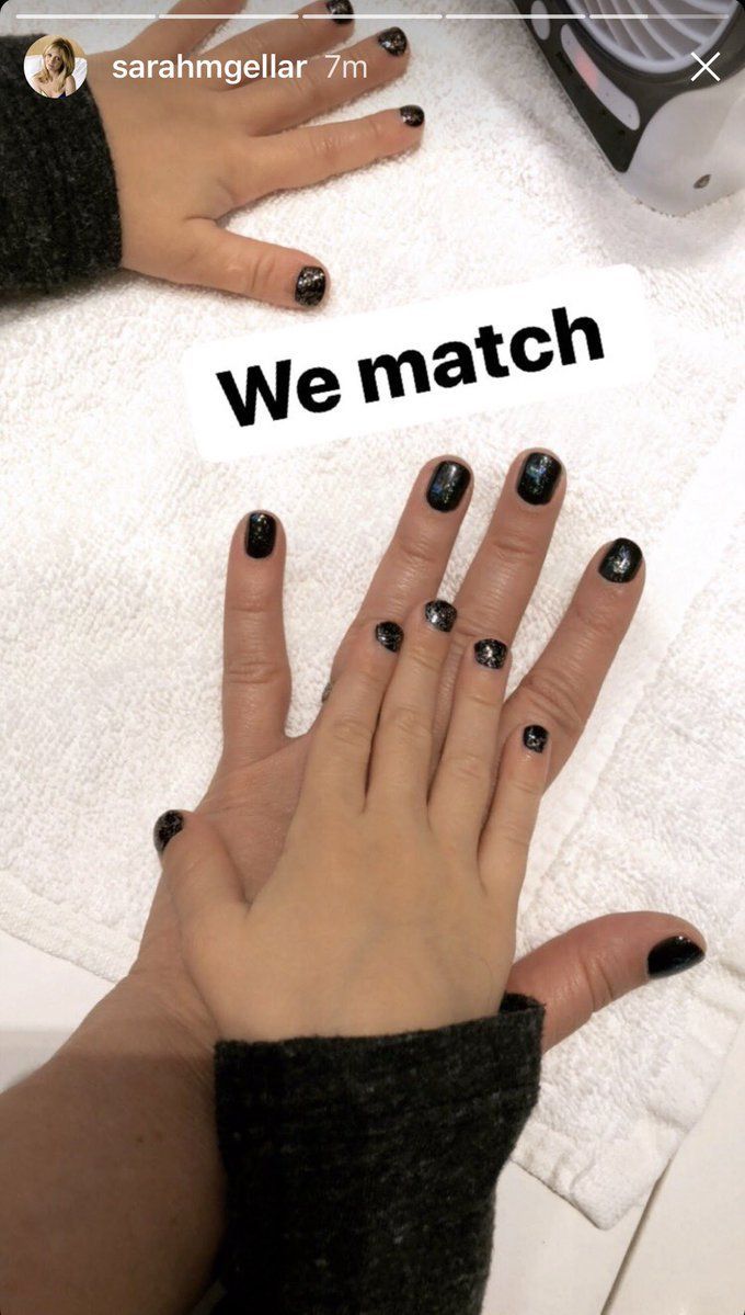Matching nails