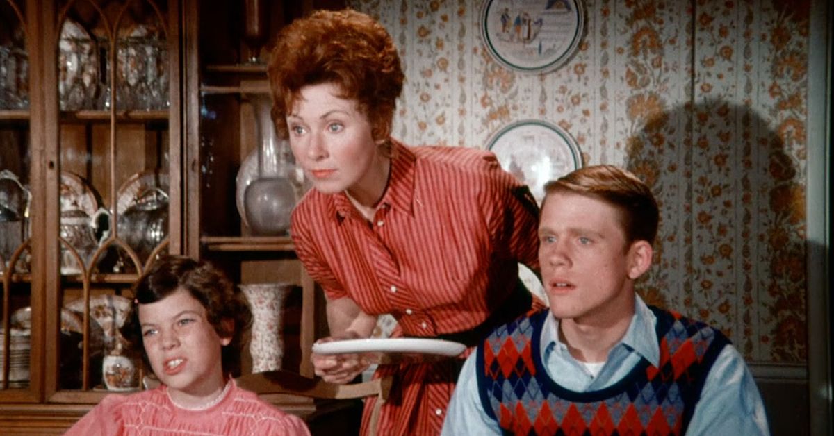 "Happy Days" Star Marion Ross Opens Up About Losing Erin Moran.
