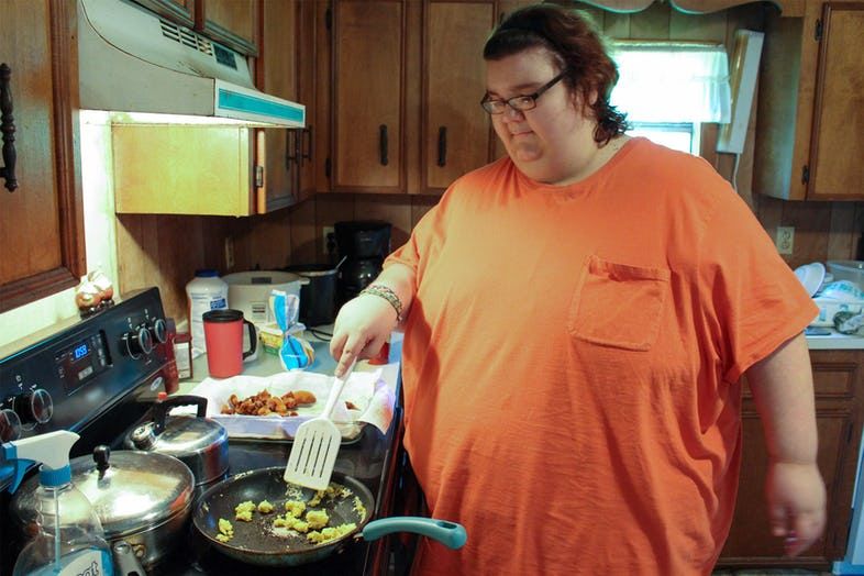 Chay, a patient on "My 600lbs Life", struggled to follow the calo...