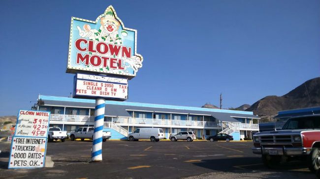 Clown Motel