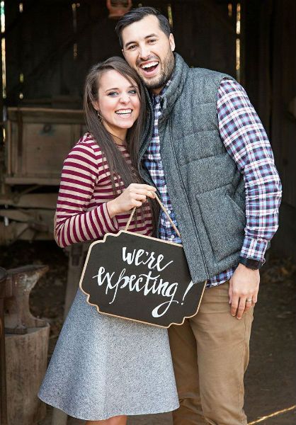 Jinger Duggar and Jeremy Vuolo's pregnancy announcement.