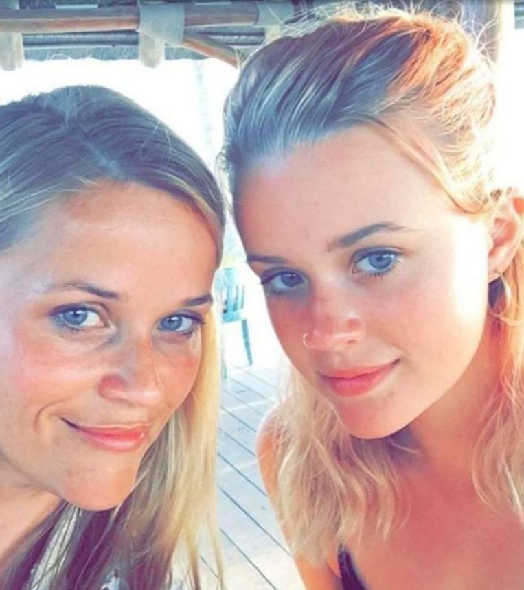 Reese Witherspoon and Ava Phillippe