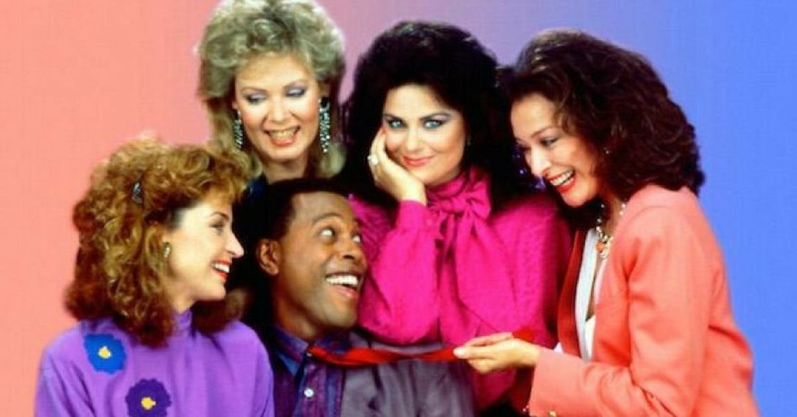 "Designing Women" Could Be Coming Back, And 7 Other Fashionable Facts