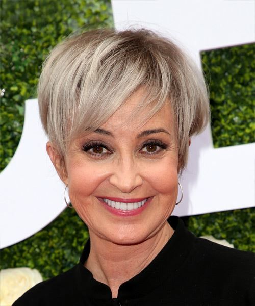 Annie Potts 2018