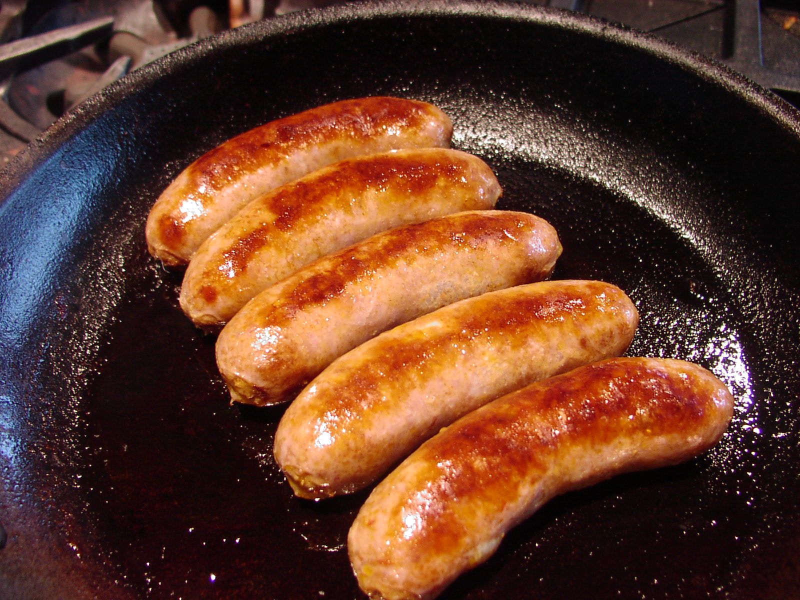 sausages in a pan