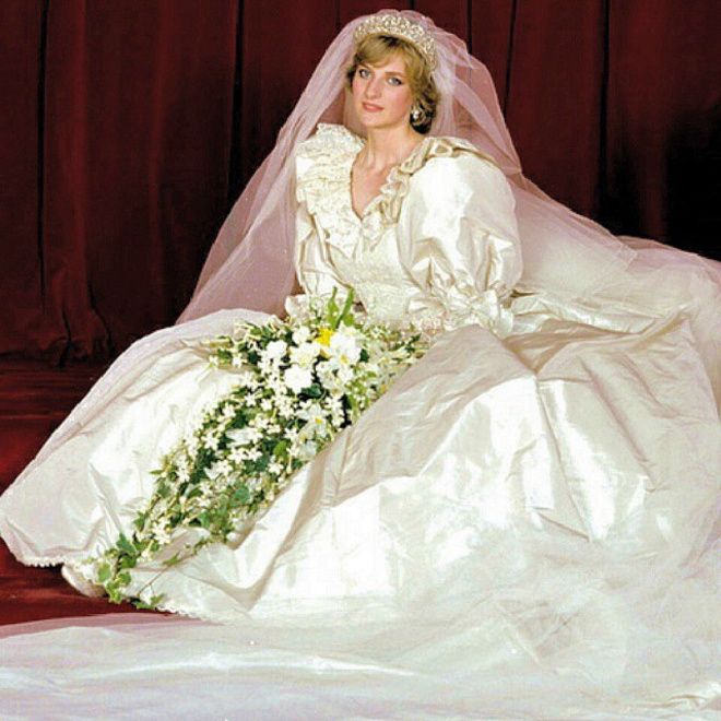 Princess Diana in her wedding dress
