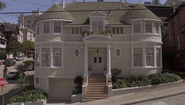 5 Of Your Favorite TV Homes Have Been Renovated And Now Look Stunning