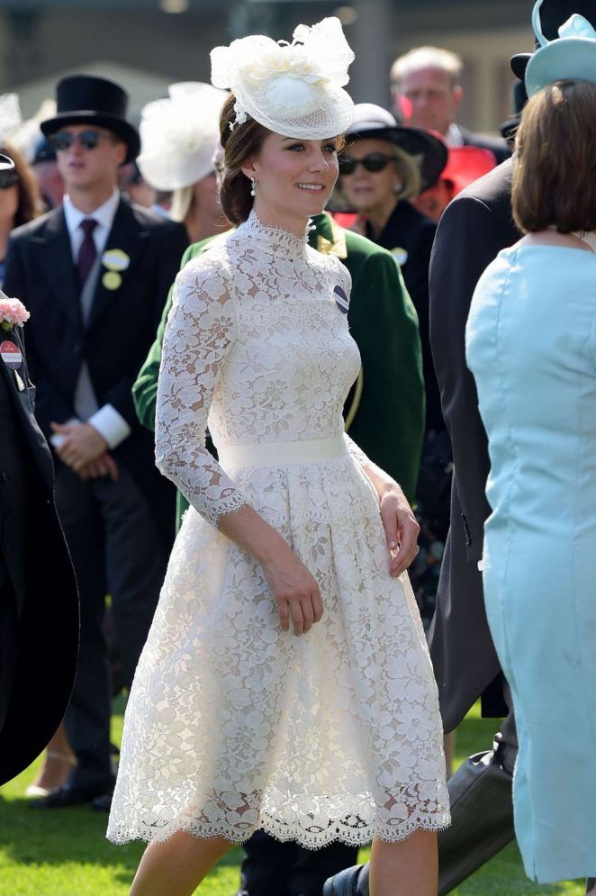 9 Times Kate Middleton S Outfits Caused Controversy