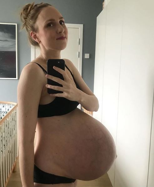 Maria at 33 weeks pregnant