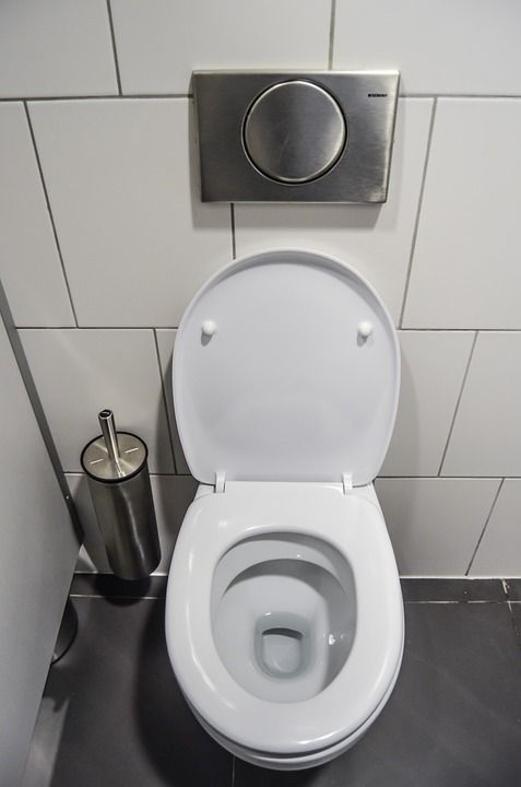 Public toilet 