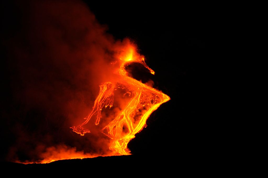 volcano eruption 