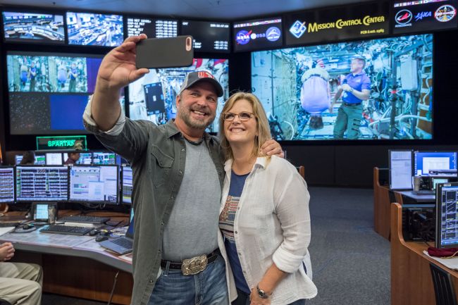 Garth Brooks Trisha Yearwood