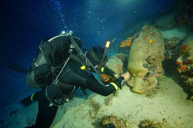 Shipwreck artifacts