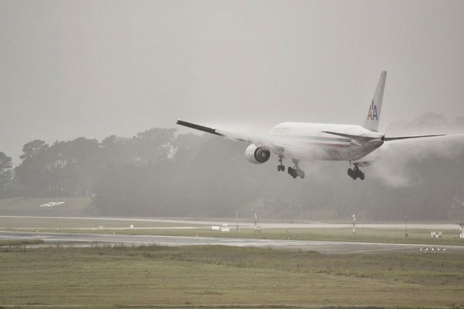 Airplane rain