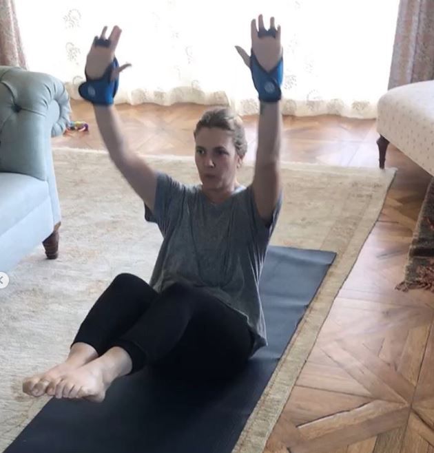 Drew Barrymore working out