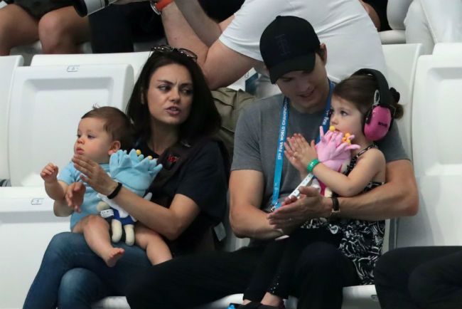 Ashton Kutcher Mila Kunis children